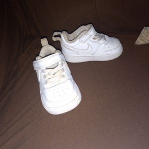 Toddler boy white nike
